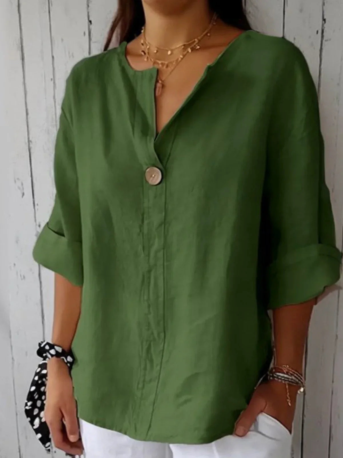 Mira | Effortless V-Neck Blouse