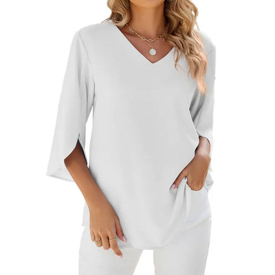 Luna | Chic V-Neck Blouse